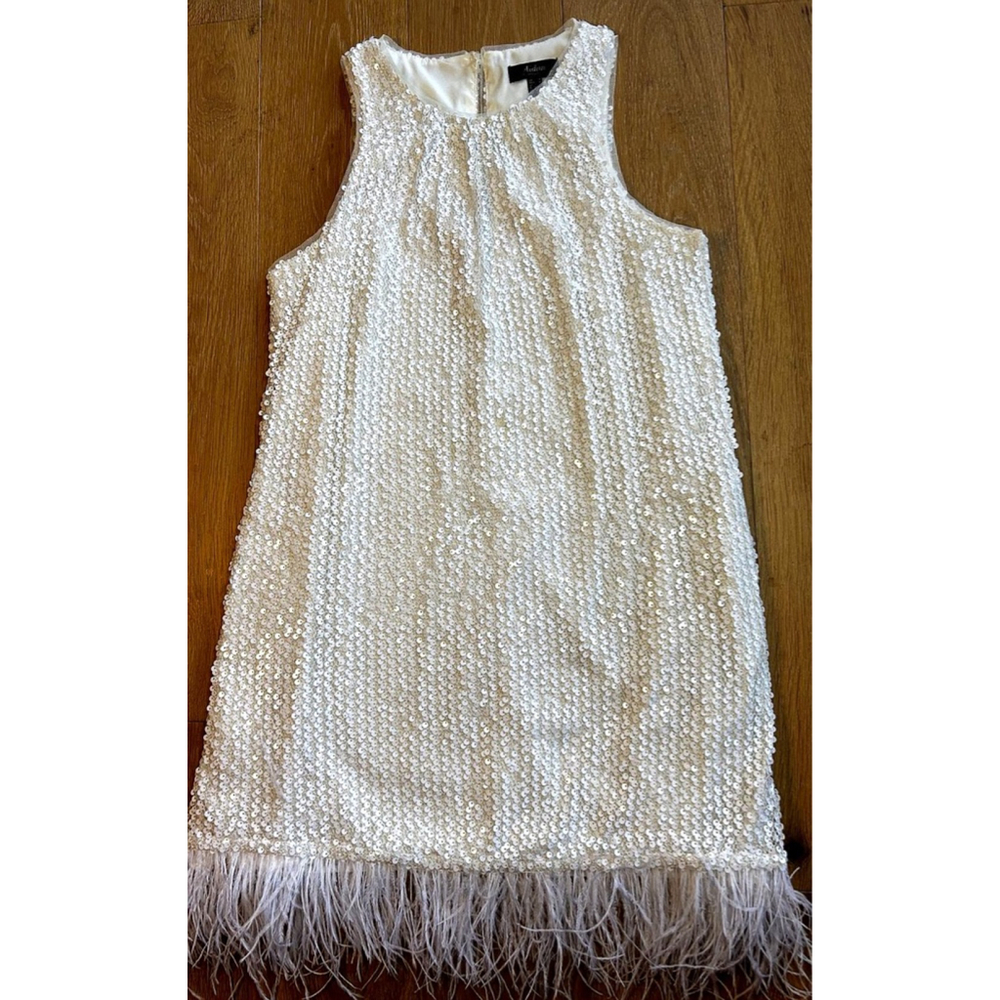 Aidan Mattox White Sequin Feather Hem Dress ✨ Cocktail Party Glam Size 6